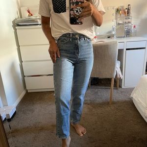 Top Shop High Rise Mom Jeans 25